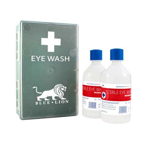Double Eye Wash Wall Station (2 x 500ml) Inc Eye Pad Dressings & Detachable Case